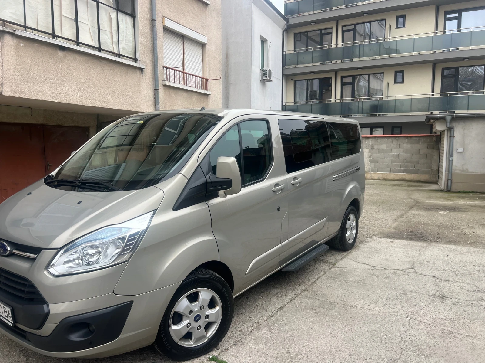 Ford Tourneo Custom | Mobile.bg   2
