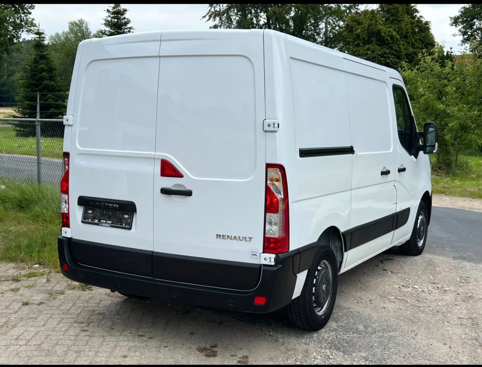 Renault Master 2.3 177к.с, снимка 3 - Бусове и автобуси - 54717721