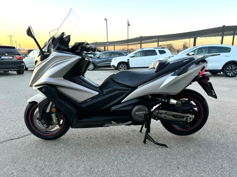 Kymco AK 550 ABS-TCS-NOODOE-КАТО НОВ-10000km, снимка 5 - Мотоциклети и мототехника - 47897358