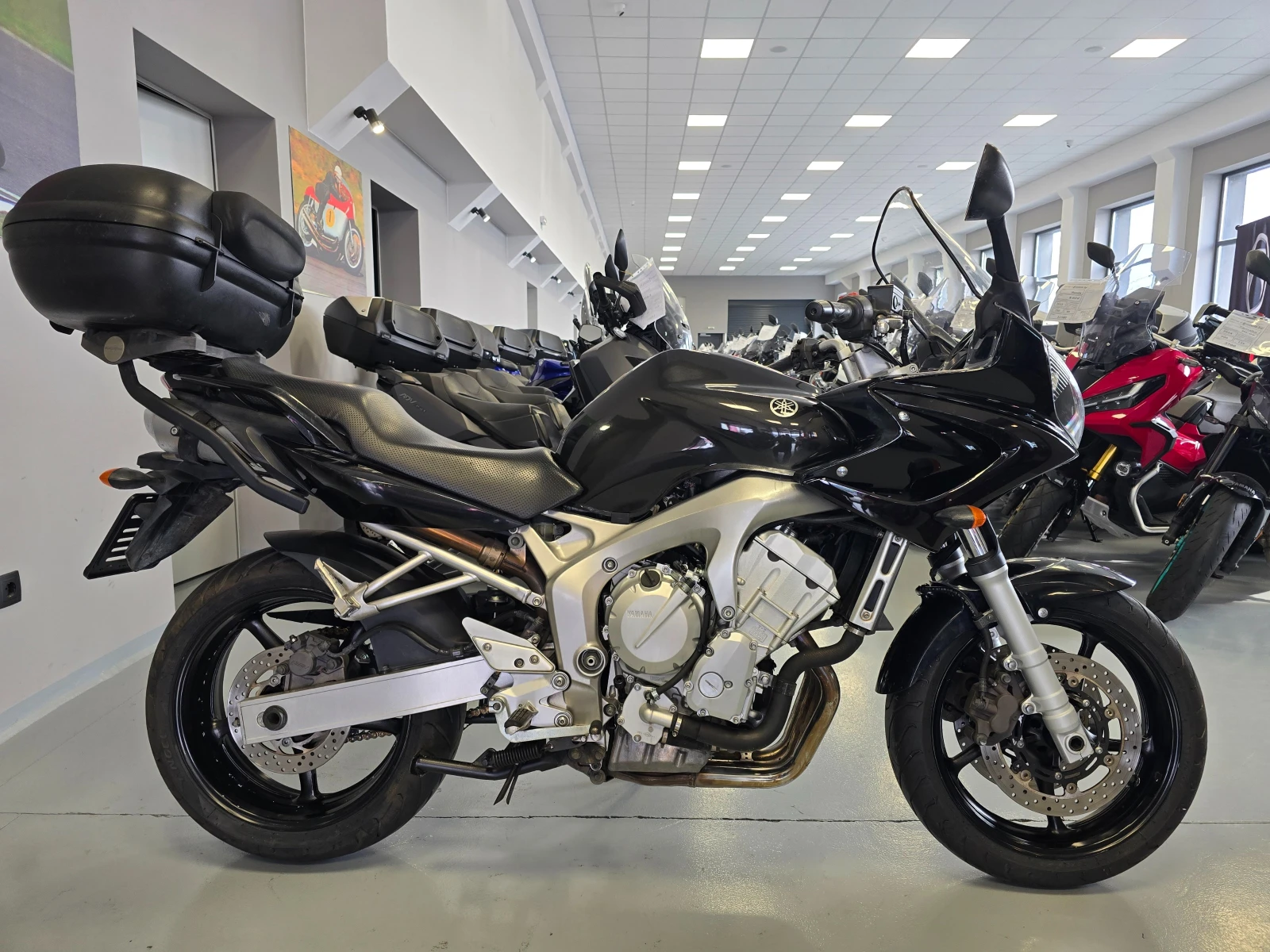 Yamaha Fazer 600ie, 98к.с., 2007г., снимка 2 - Мотоциклети и мототехника - 53951069