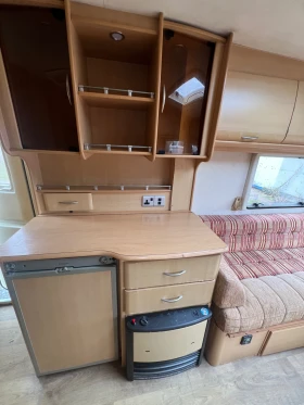 Каравана Coachmen Amara, снимка 15