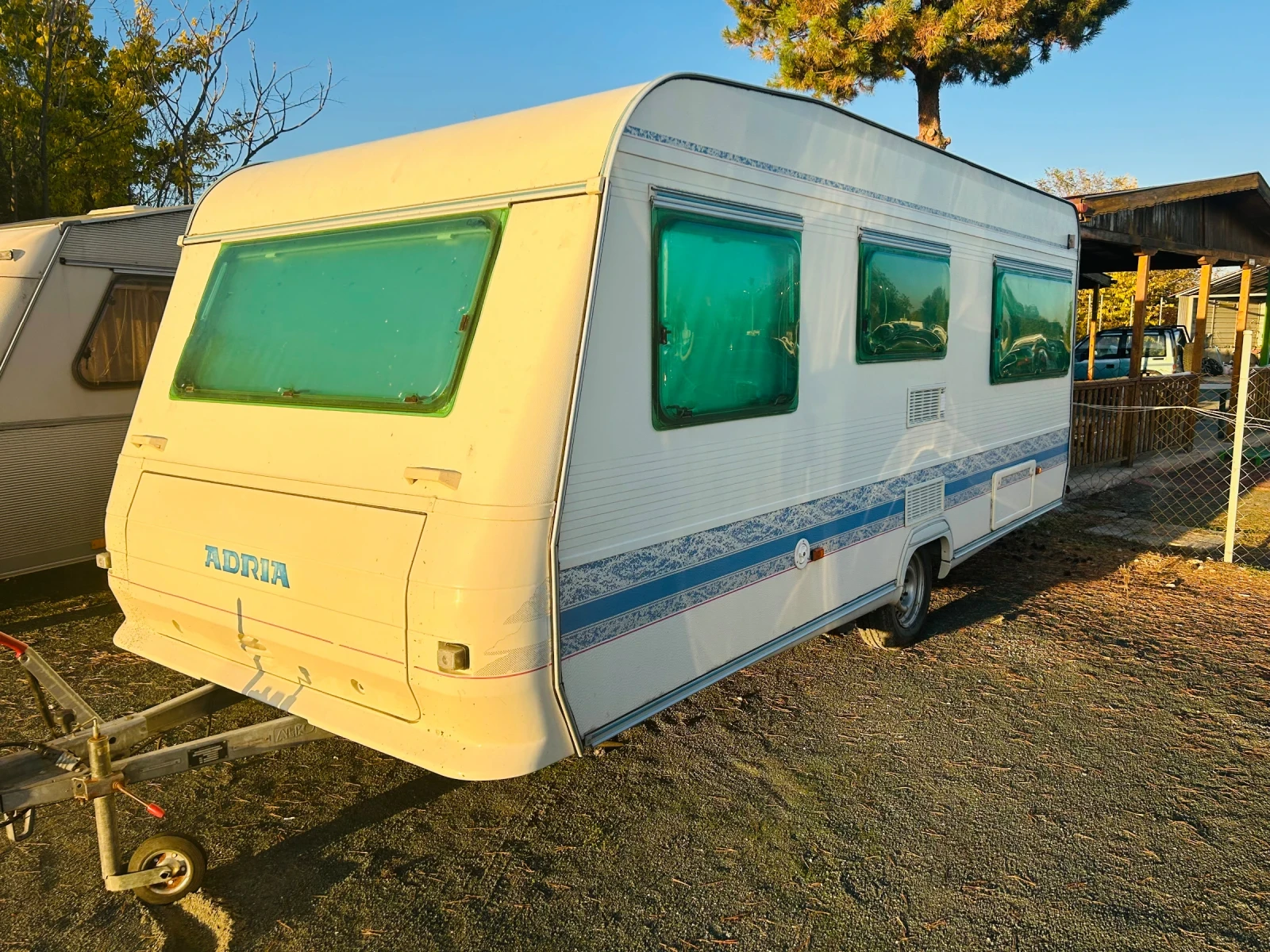  Adria  500* *  | Mobile.bg   1