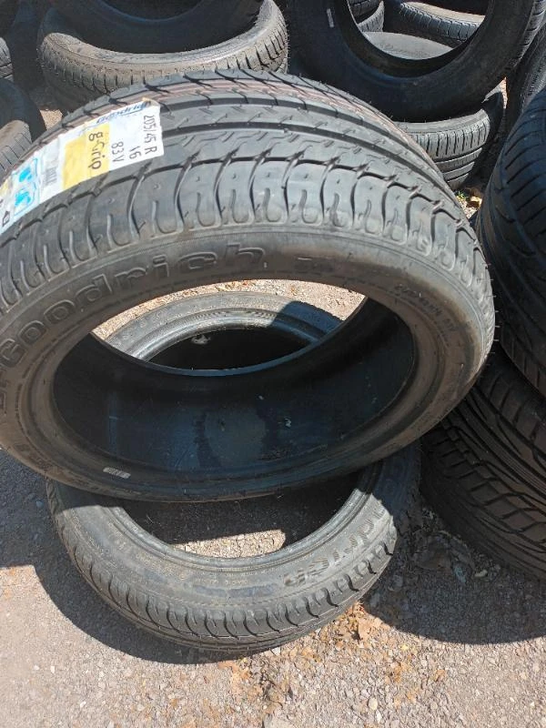 Гуми Летни 205/45R16, снимка 3 - Гуми и джанти - 40098103