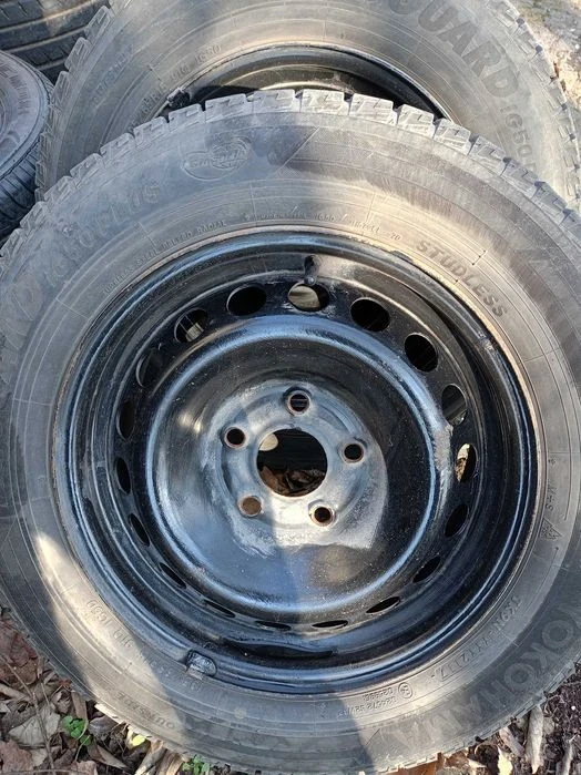 Гуми с джанти Yokohama 195/65R15, снимка 2 - Гуми и джанти - 53245953