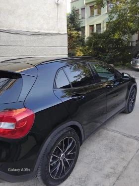 Mercedes-Benz CLA 200, снимка 4