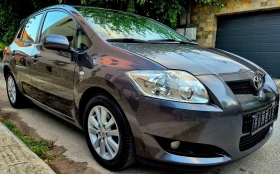     Toyota Auris 2.0
