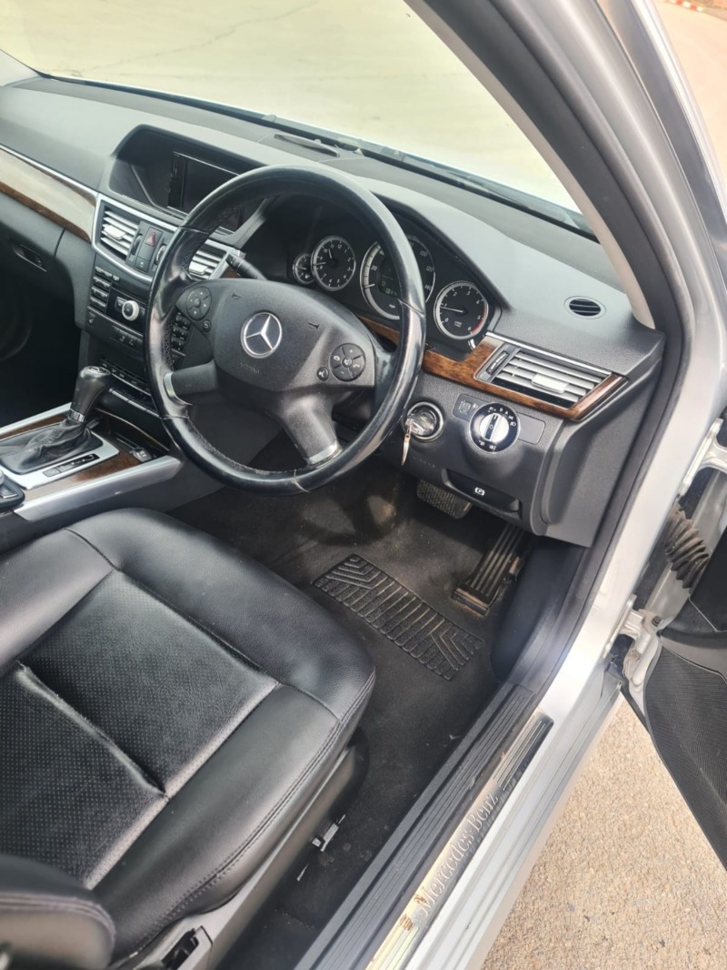 Mercedes-Benz E 250 CDI, снимка 10 - Автомобили и джипове - 46399970