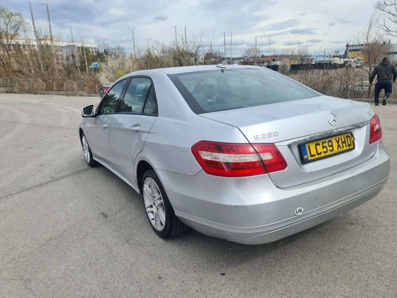 Mercedes-Benz E 250 CDI, снимка 4 - Автомобили и джипове - 47704739