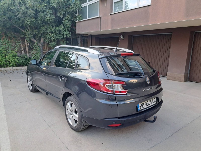 Renault Megane Grandtour dCi 110 FA, снимка 2 - Автомобили и джипове - 47250127