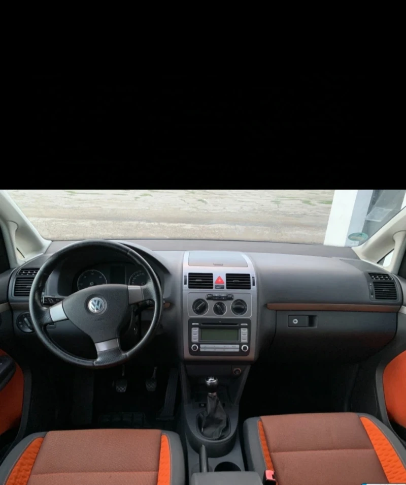 VW Touran Cross , снимка 6 - Автомобили и джипове - 49104717