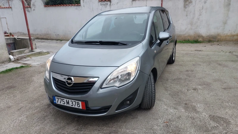 Opel Meriva Газ бензин, снимка 2 - Автомобили и джипове - 52628640
