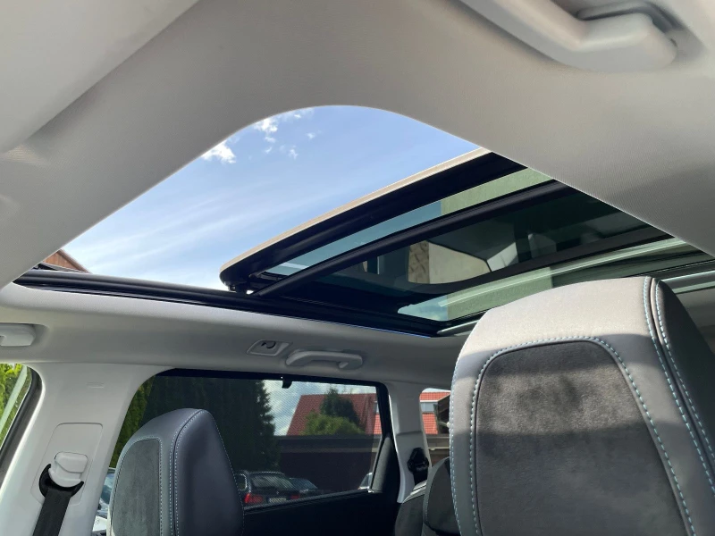 Peugeot 5008 7 места, Сrossway, Business, лимитиран модел, снимка 12 - Автомобили и джипове - 52727489