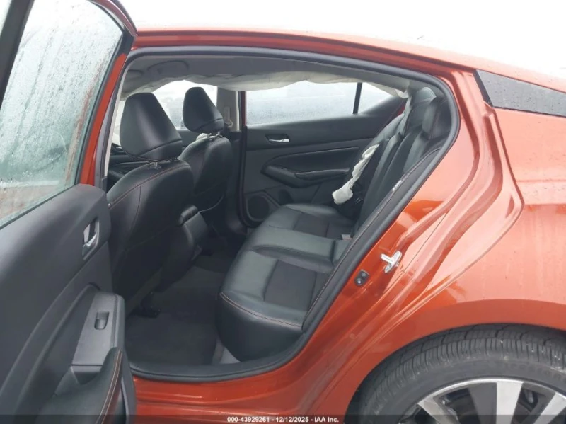 Nissan Altima 2.5L I-4 DI, DOHC, VVT, 182HP All Wheel Drive, снимка 13 - Автомобили и джипове - 53095631