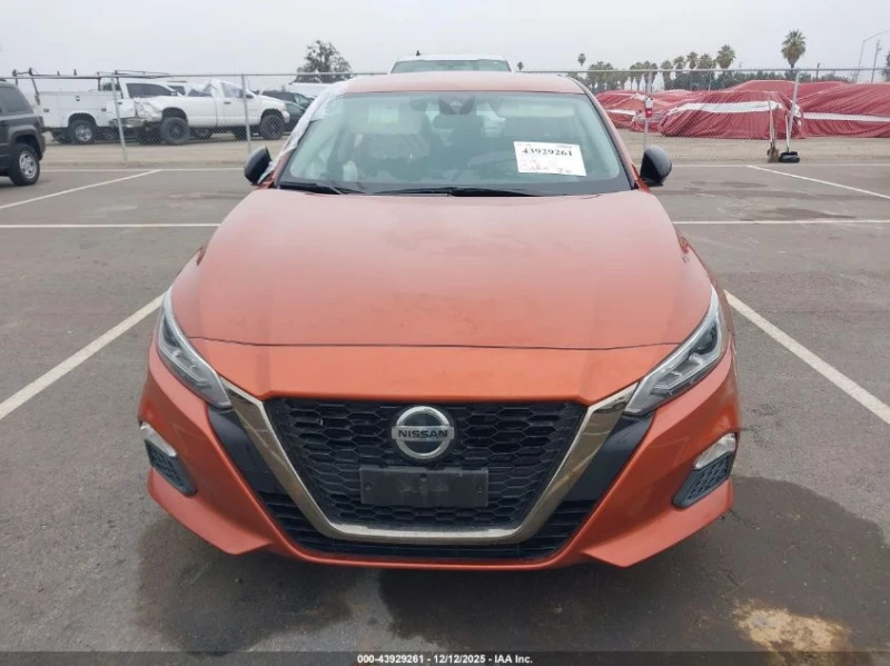 Nissan Altima 2.5L I-4 DI, DOHC, VVT, 182HP All Wheel Drive, снимка 4 - Автомобили и джипове - 53095631