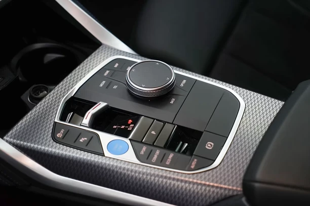 BMW i4 eDrive 40 Gran Coupe = M-Sport = Гаранция - изображение 10