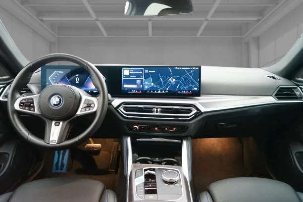 BMW i4 eDrive 40 Gran Coupe = M-Sport = Гаранция - изображение 9