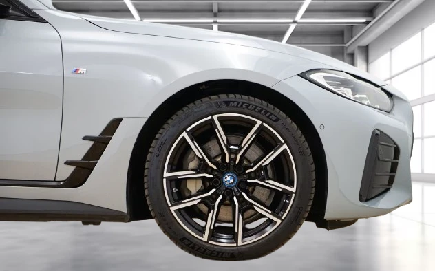 BMW i4 eDrive 40 Gran Coupe = M-Sport = Гаранция - изображение 5