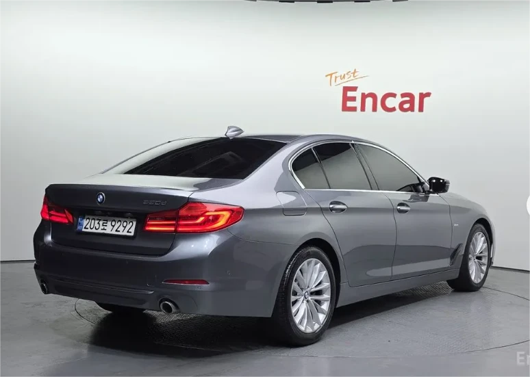 BMW 520 G30* Luxury* (Цена до БГ)  - изображение 2