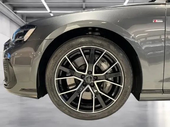 Audi A8 TFSIe Quattro = S-line = Black OpticsPlus Гаранция, снимка 4 - Автомобили и джипове - 53971295