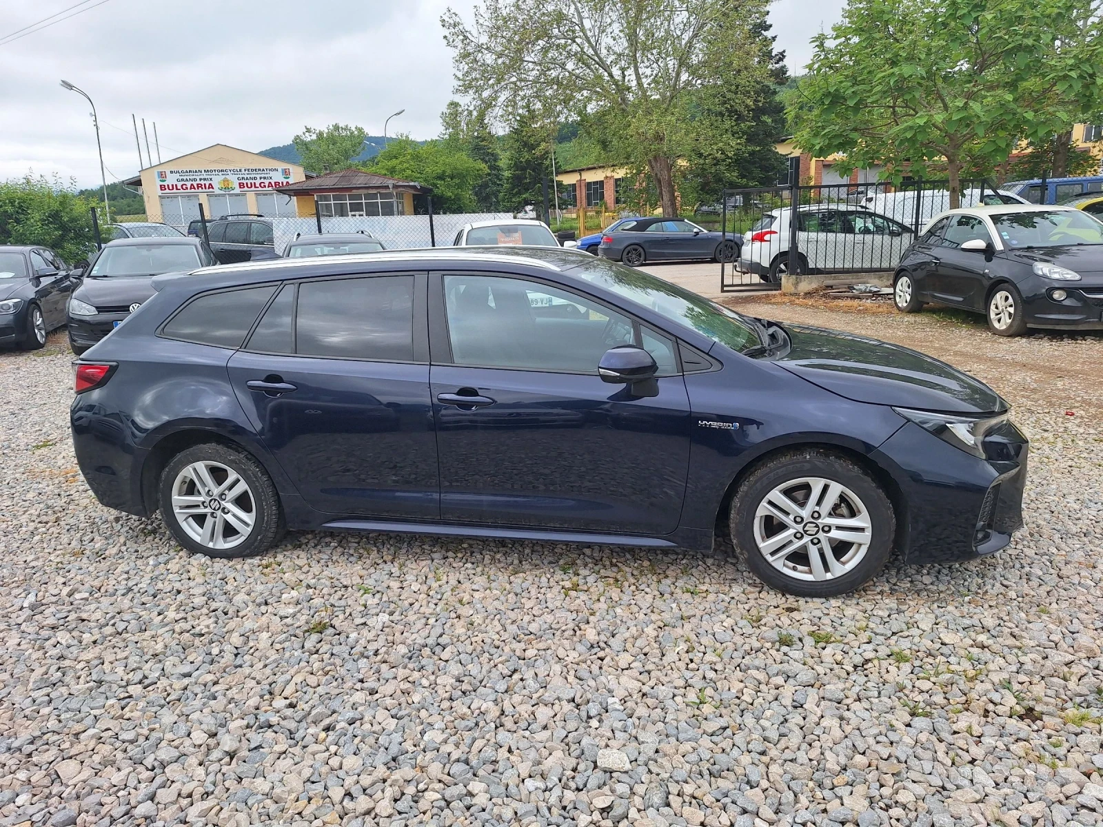 Suzuki Swace 1.8 hybrid  - изображение 6