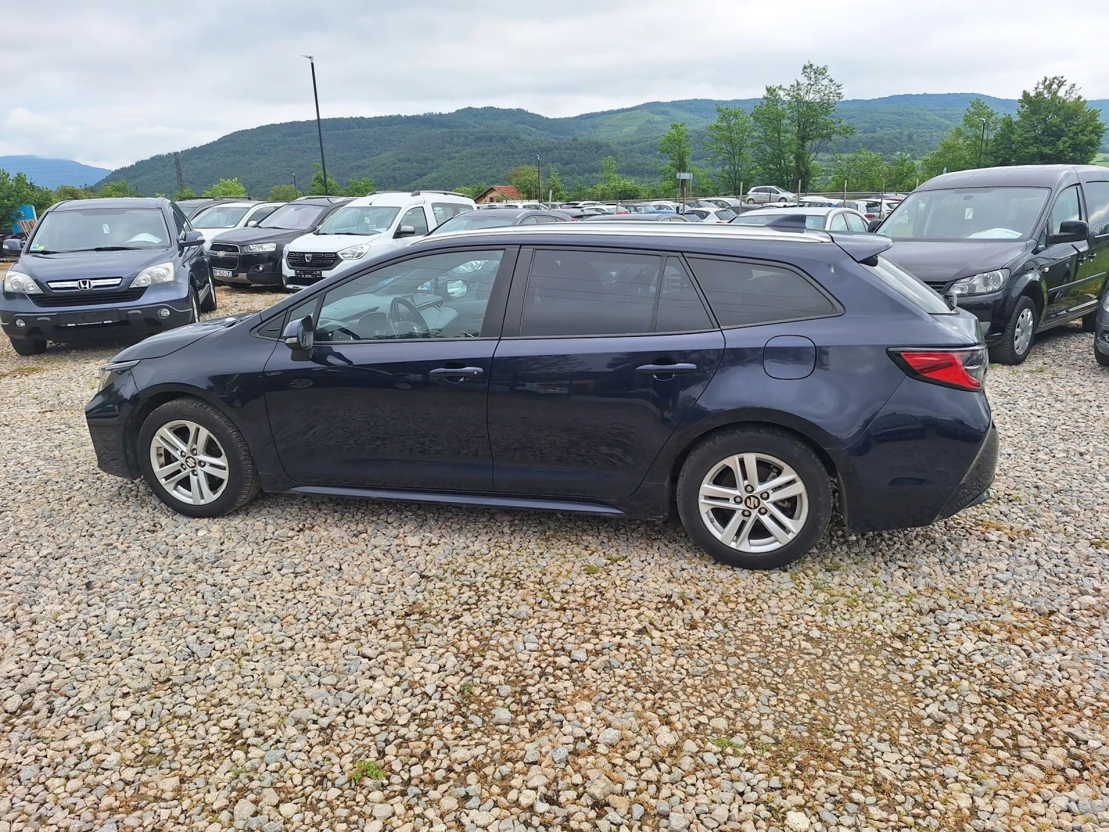 Suzuki Swace 1.8 hybrid  - изображение 2