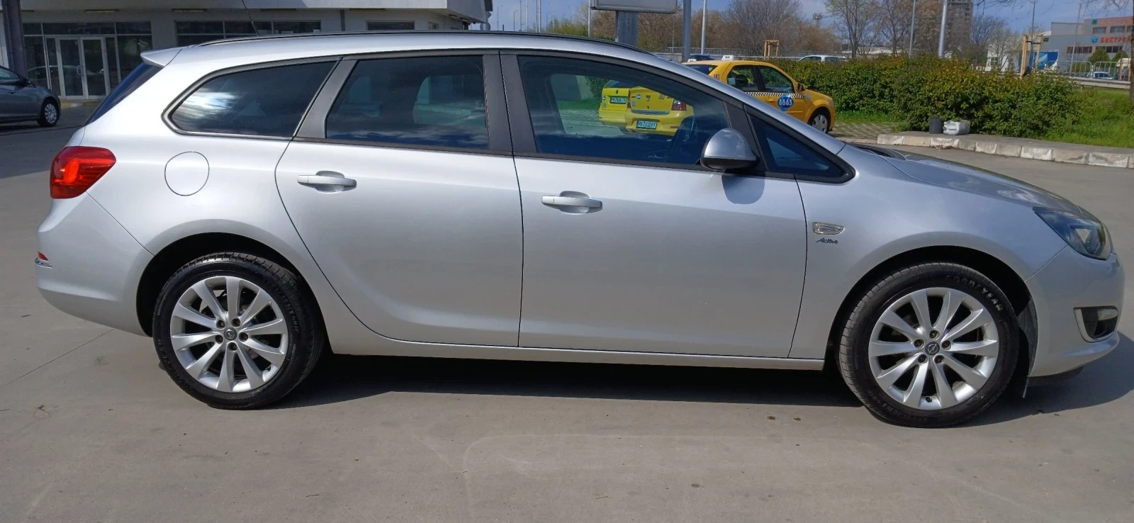 Opel Astra 1.4 Turbo Active - изображение 4