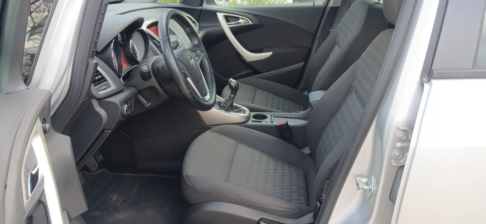 Opel Astra 1.4 Turbo Active - изображение 9