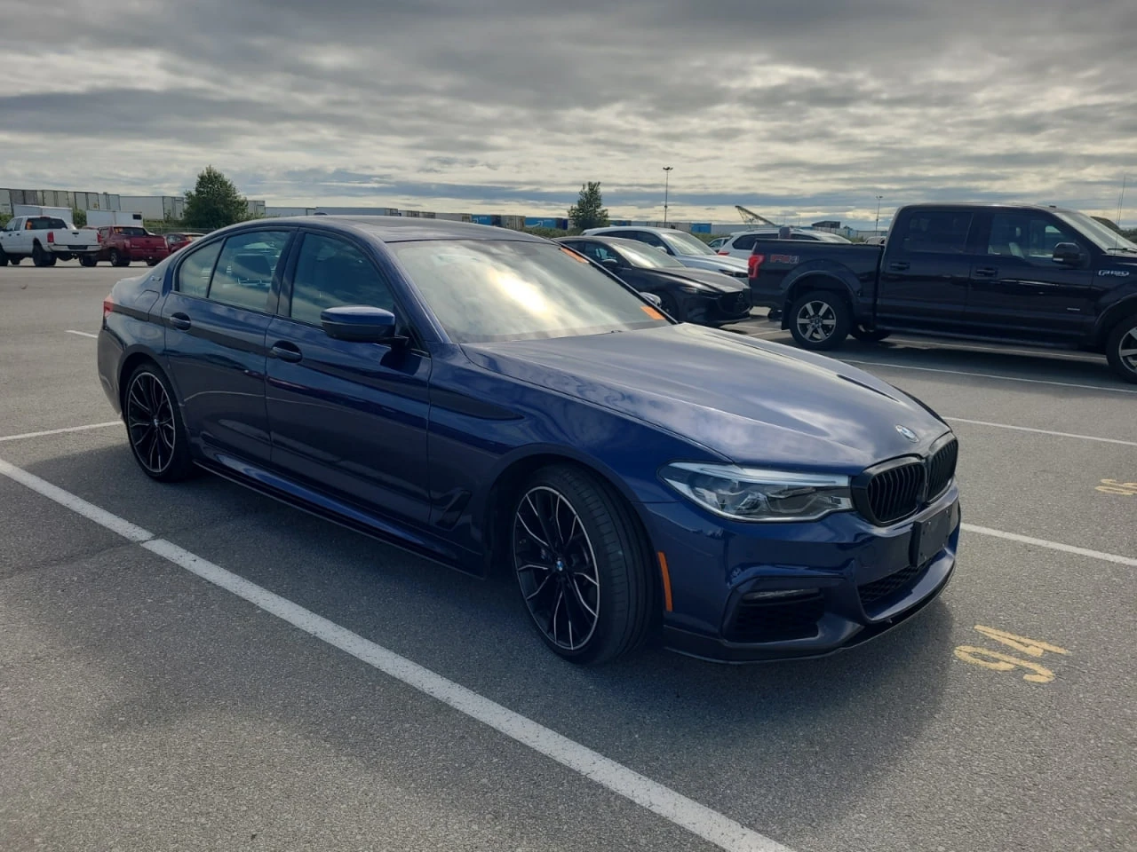 BMW 530E * CARFAX * АВТО КРЕДИТ * ЦЕНА ДО БГ! - изображение 2