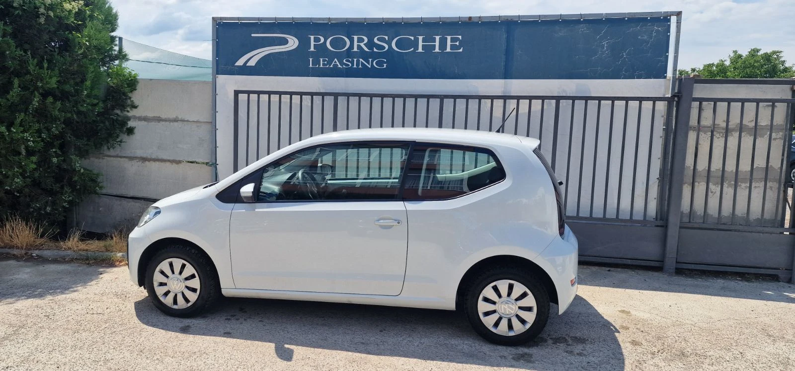 VW Up 1.0 EcoFuel - изображение 6