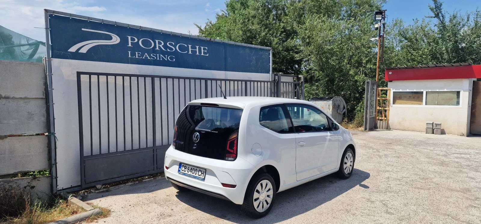VW Up 1.0 EcoFuel - изображение 2
