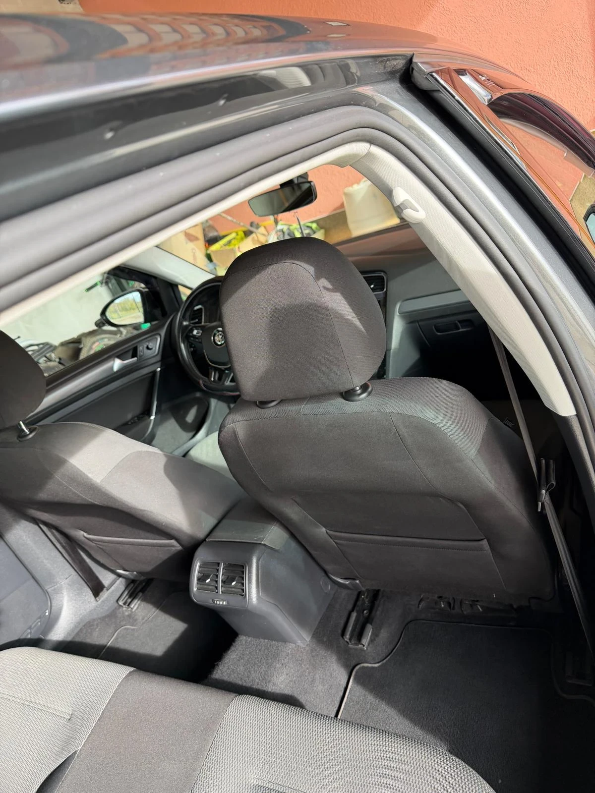 VW Golf | Mobile.bg   5