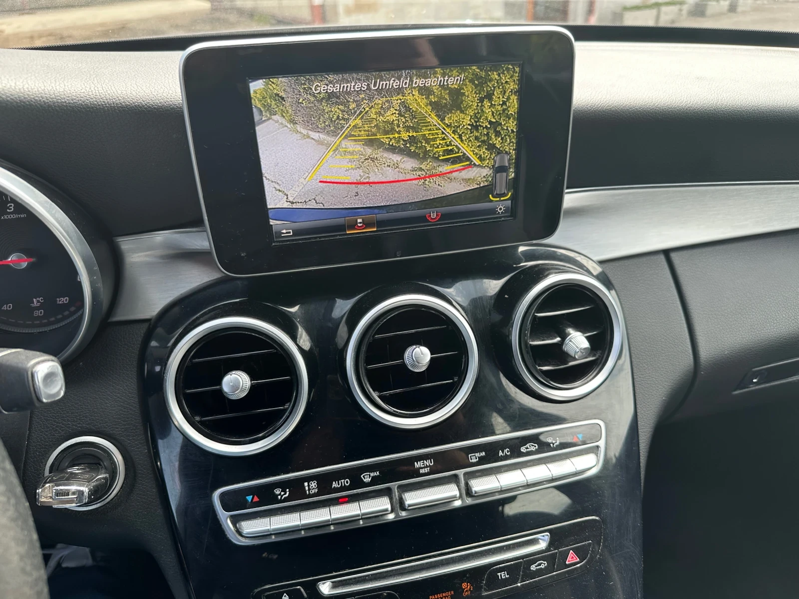 Mercedes-Benz C 220 | Mobile.bg � ����������� 9