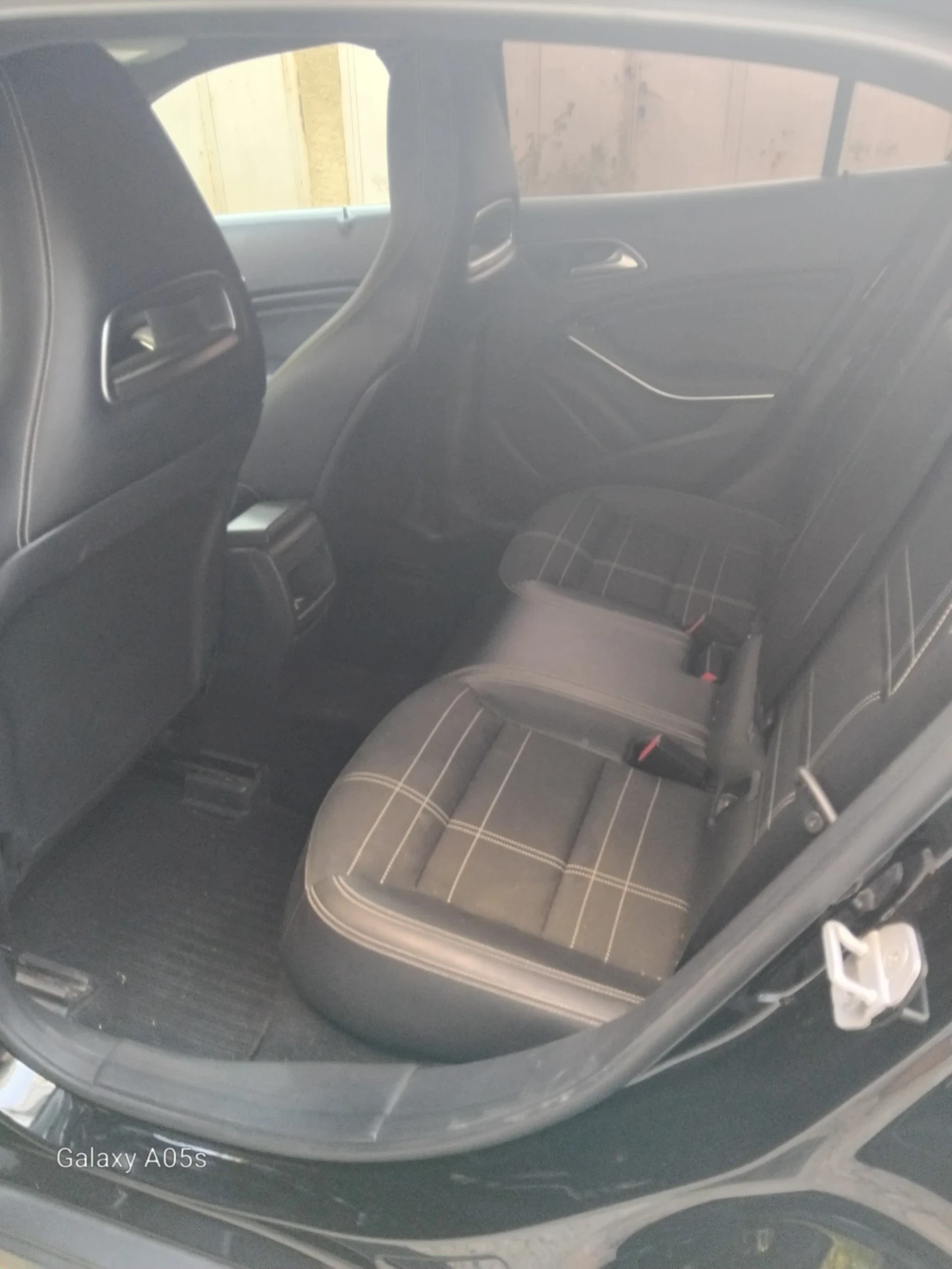 Mercedes-Benz CLA 200  - изображение 6