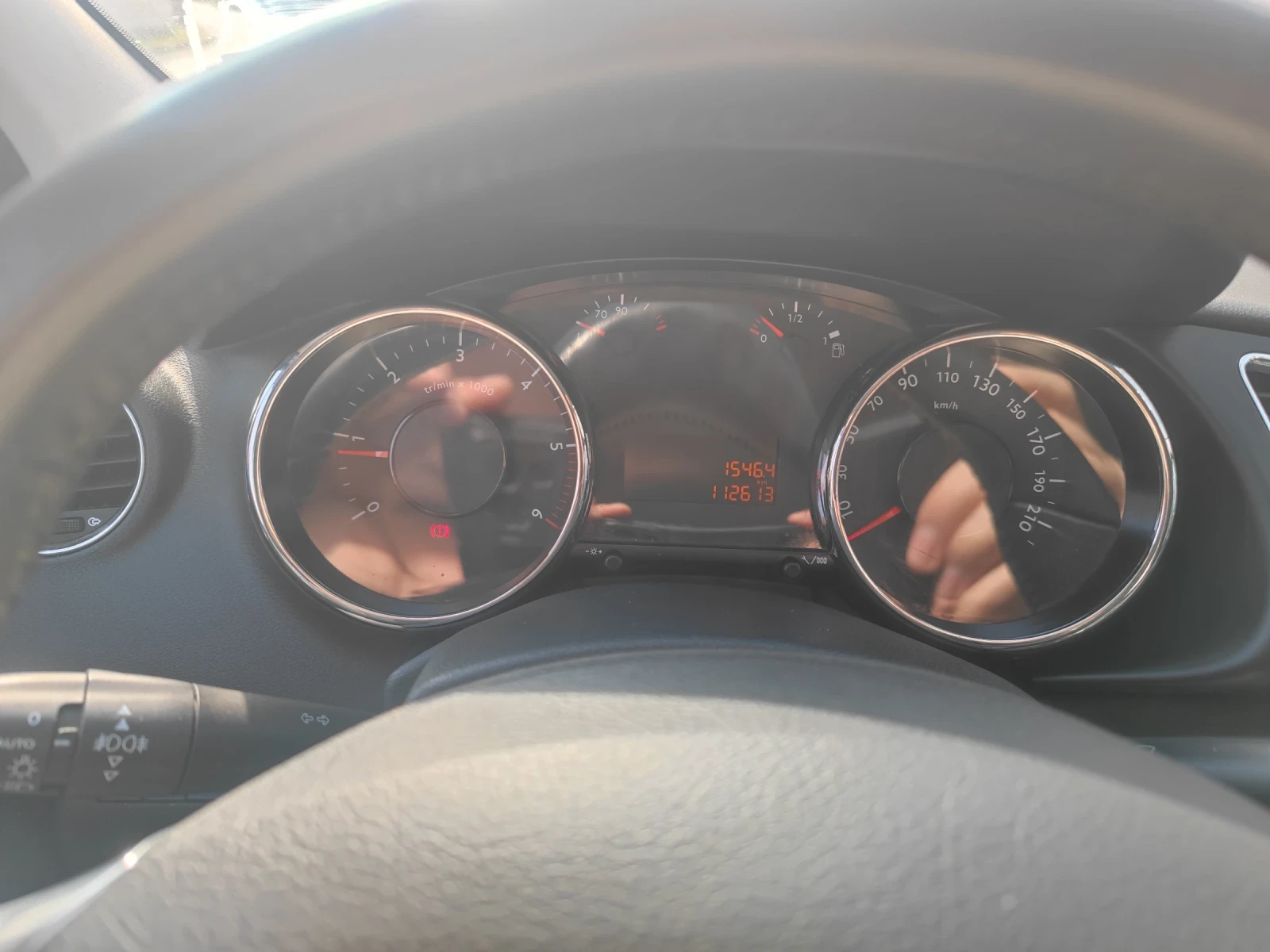 Peugeot 3008 1.6HDI, снимка 11 - Автомобили и джипове - 53706905