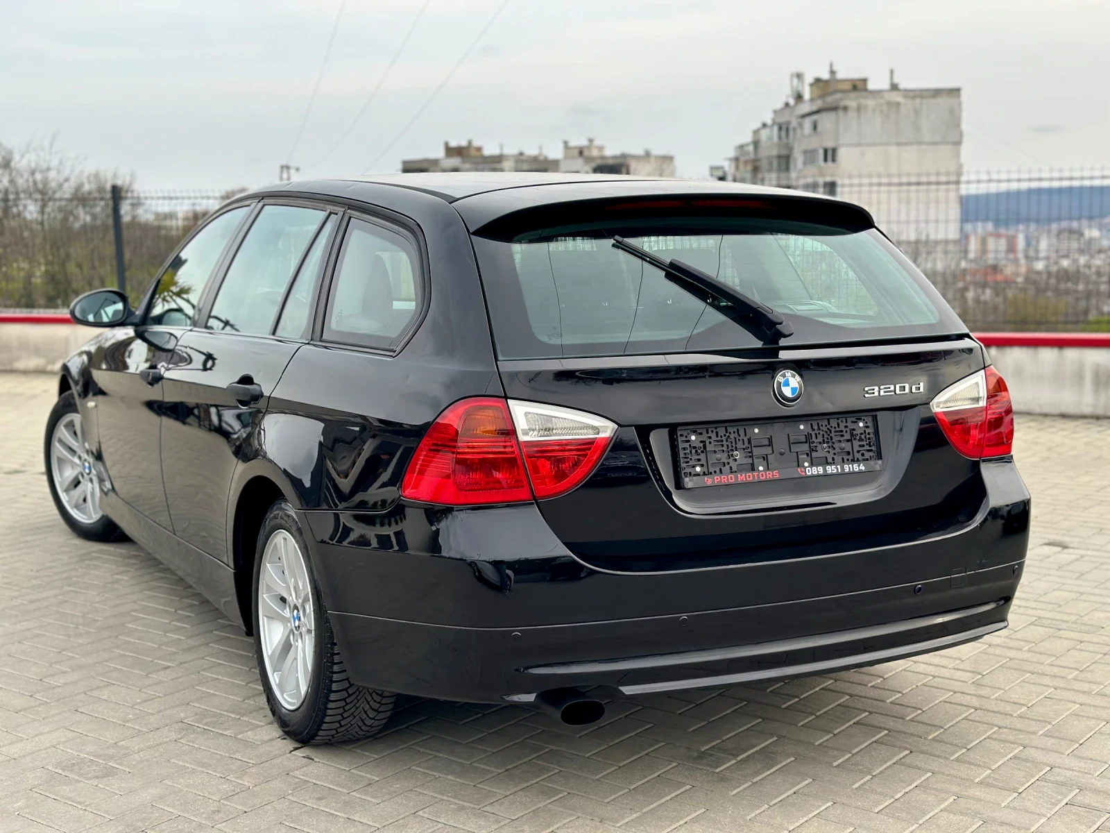 BMW 320 Автоматик, снимка 6 - Автомобили и джипове - 54213415