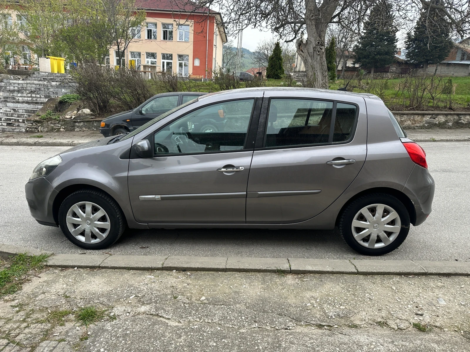 Renault Clio 1.2i GPL | Mobile.bg � ����������� 3