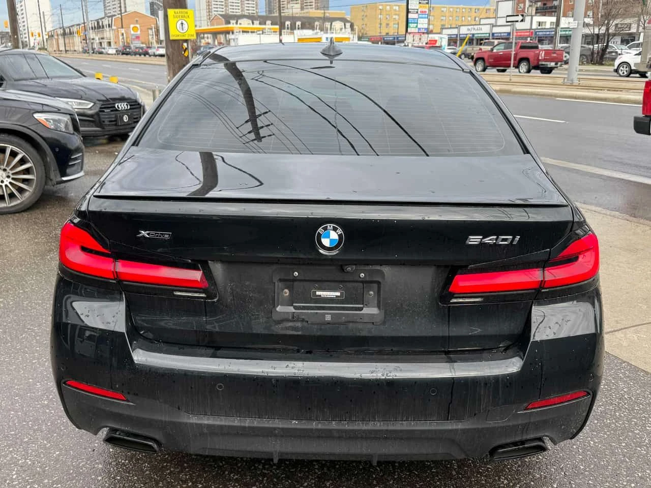 BMW 540 540i xDrive  CARFAX, снимка 4 - Автомобили и джипове - 54512118