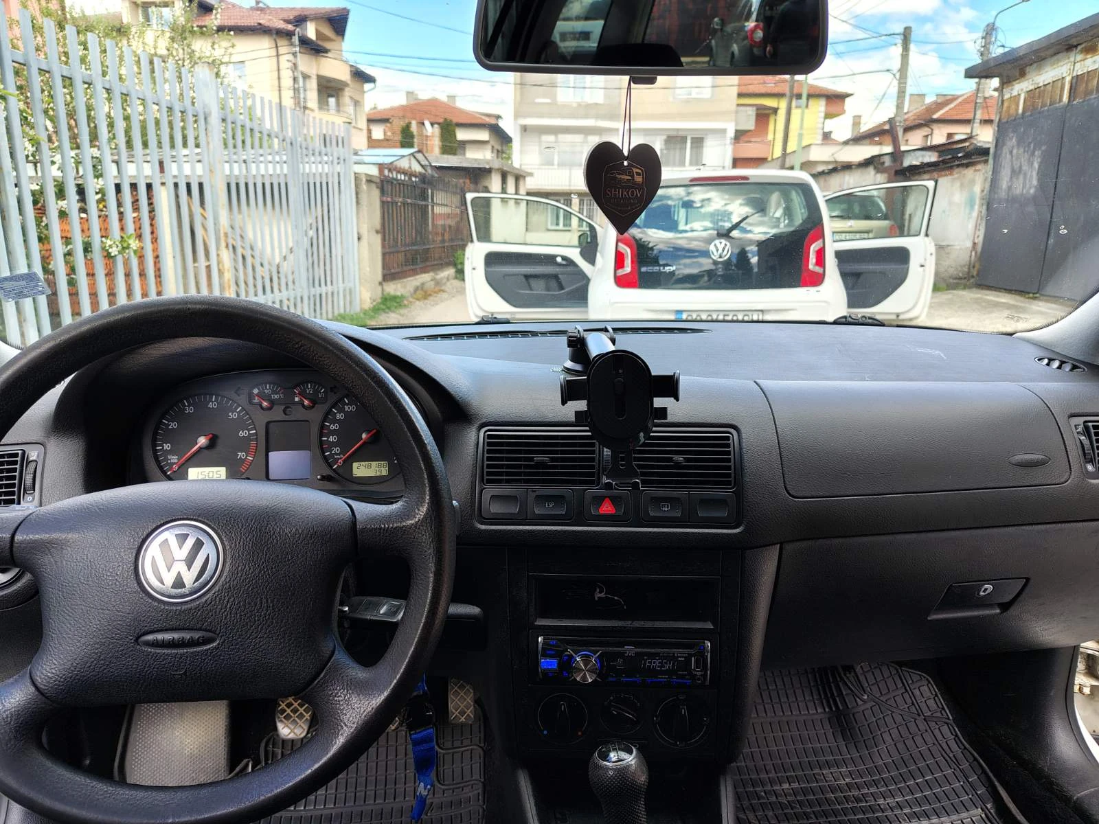 VW Golf 2.0 BI FUEL Метан, снимка 8 - Автомобили и джипове - 54579224