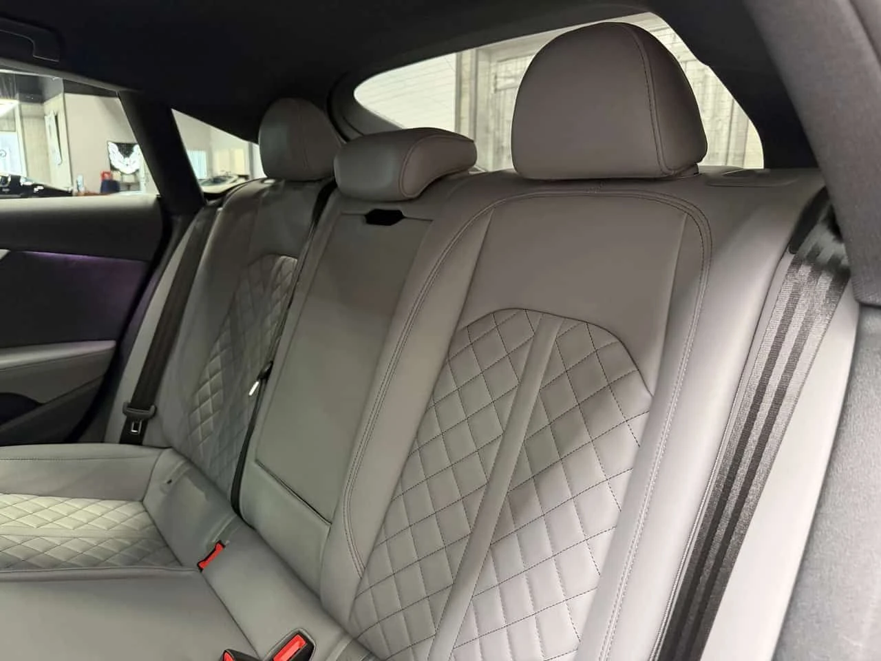 Audi S5 * PROGRESSIV 3.0T| QUATTRO| BLACK OPTICS| * CARFAX, снимка 15 - Автомобили и джипове - 54935259