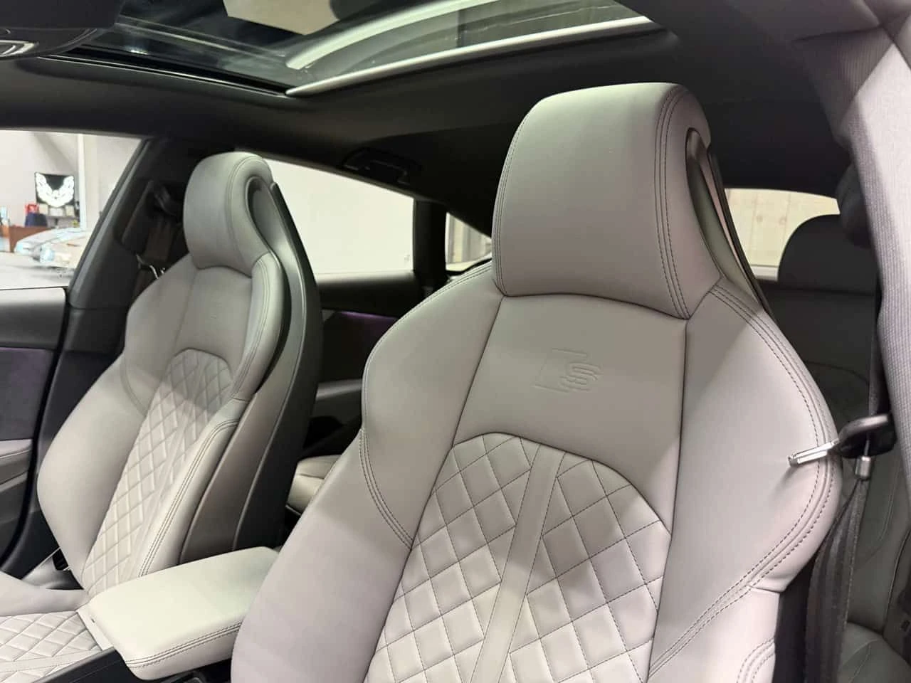 Audi S5 * PROGRESSIV 3.0T| QUATTRO| BLACK OPTICS| * CARFAX, снимка 12 - Автомобили и джипове - 54935259