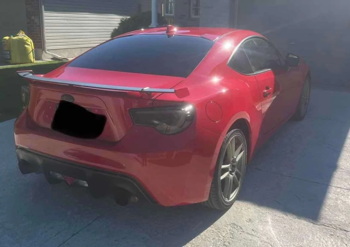 Subaru BRZ * CARFAX * РЪЧНИ СКОРОСТИ * , снимка 3 - Автомобили и джипове - 54972865