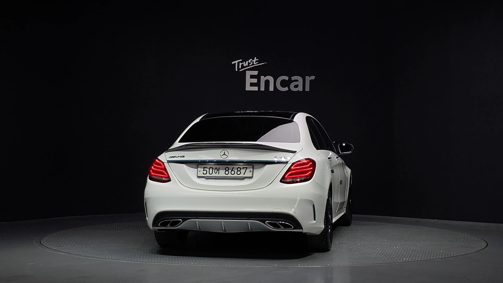 Mercedes-Benz C 43 AMG BURMASTER* HEAD= UP* AMBIENT* KEYLESS* F1* NIGHT P, снимка 3 - Автомобили и джипове - 55044144