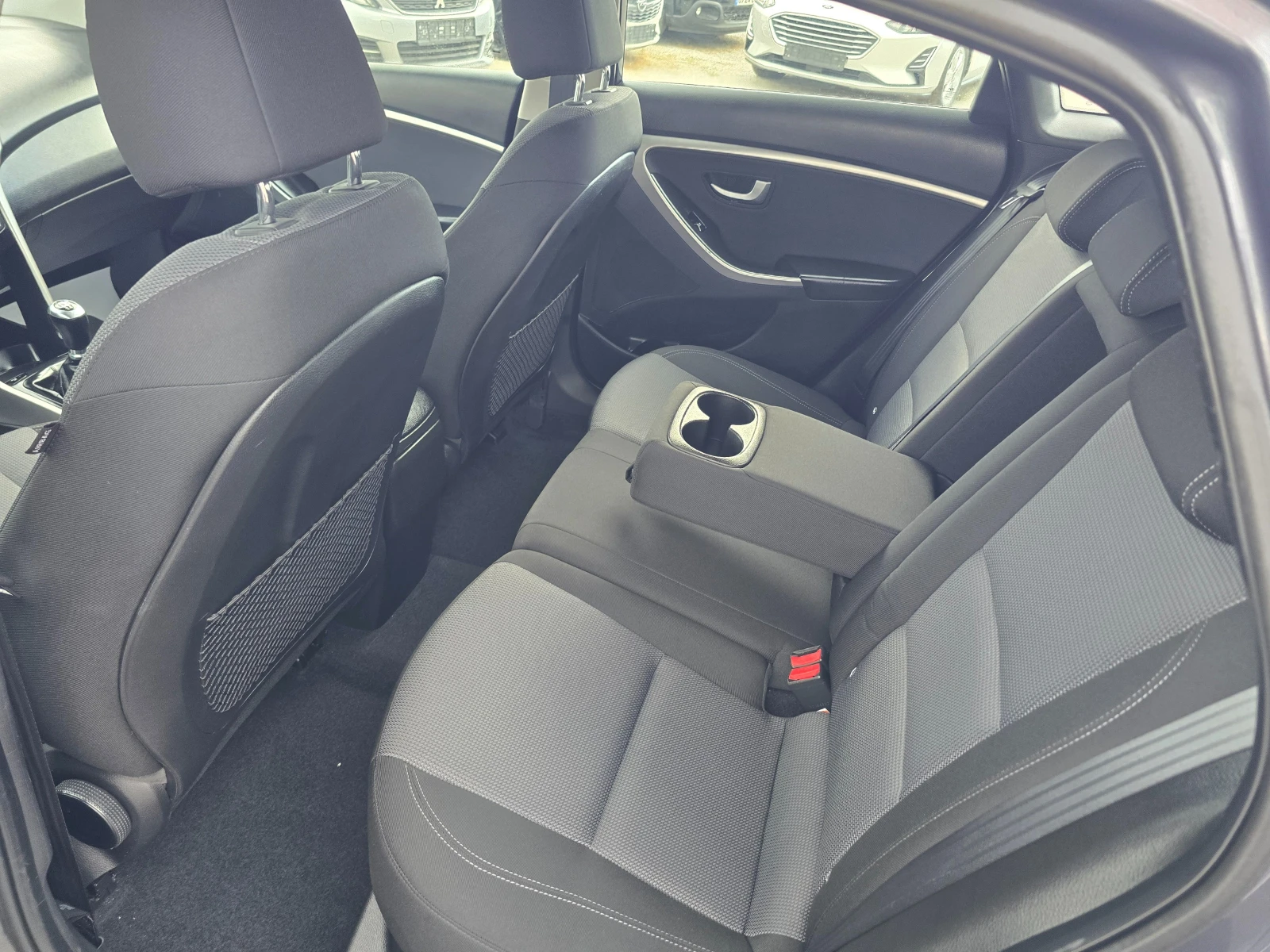 Hyundai I30 1.6-CRDI-EURO6W | Mobile.bg � ����������� 10