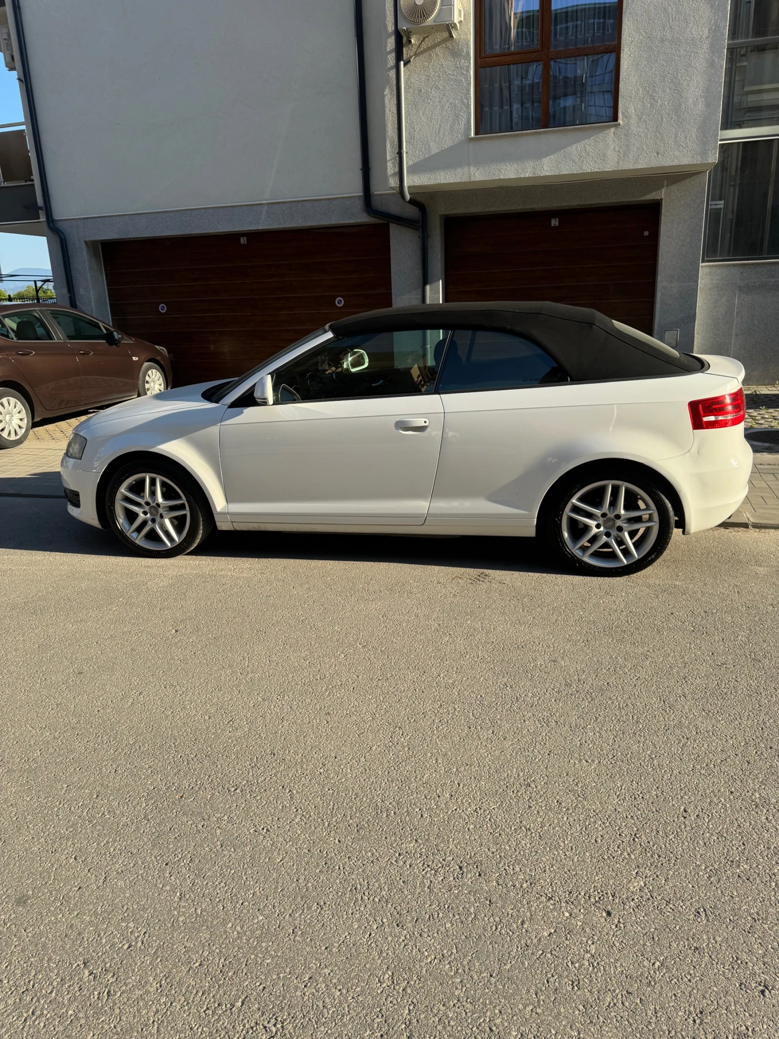 Audi A3 1.6i, снимка 4 - Автомобили и джипове - 55494417