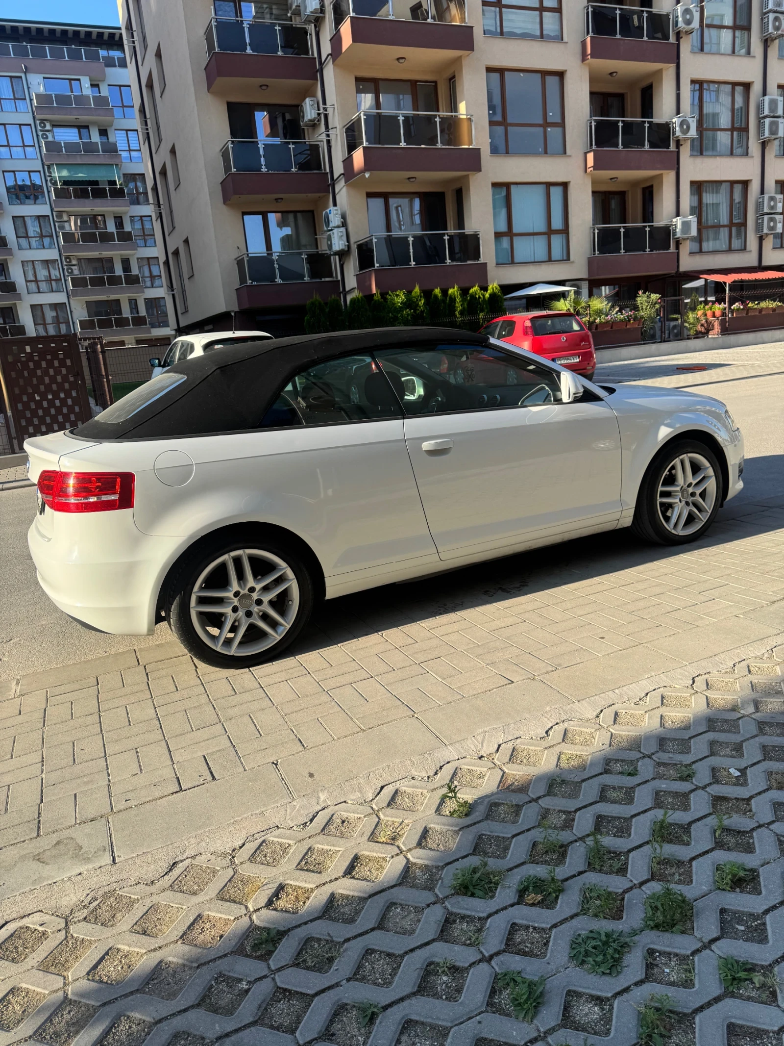 Audi A3 1.6i, снимка 3 - Автомобили и джипове - 55494417