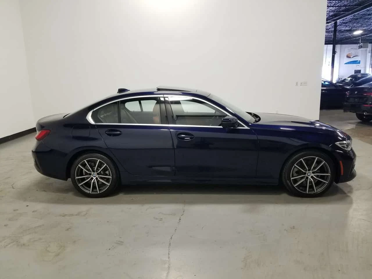 BMW 330 * xDrive * CARFAX * ОПЦИЯ ЗА ФИНАНСИРАНЕ, снимка 16 - Автомобили и джипове - 55548063