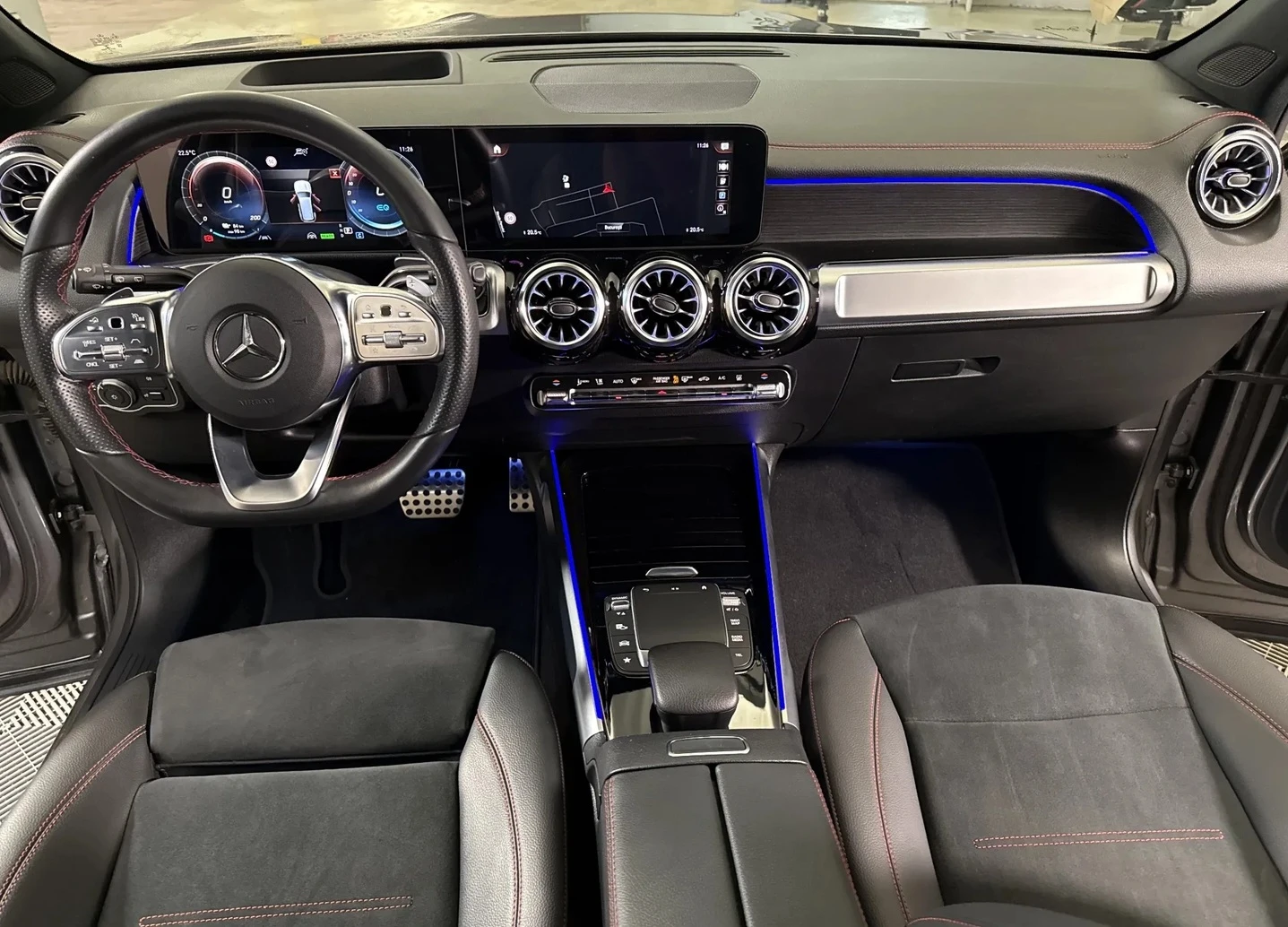 Mercedes-Benz EQB 300 4MATIC AMG-Line, снимка 5 - Автомобили и джипове - 55644820