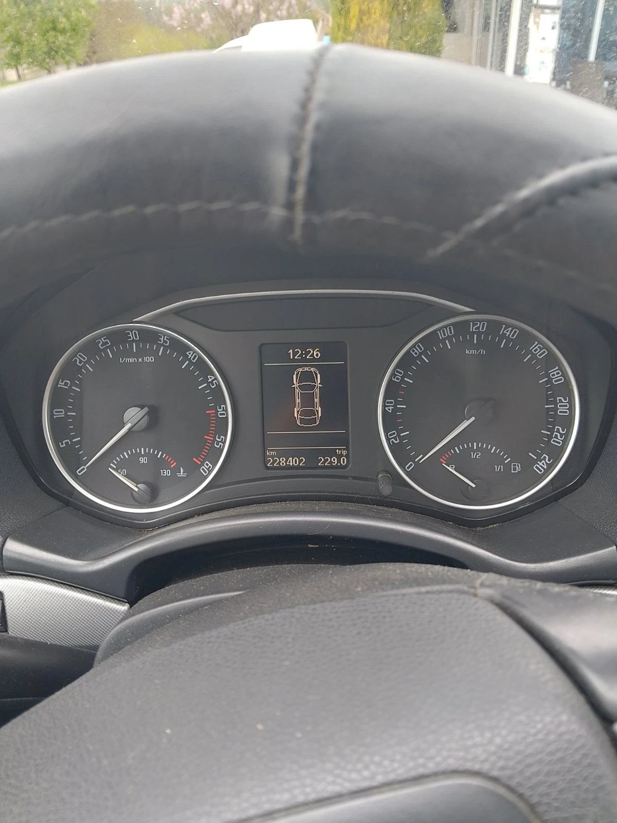 Skoda Octavia 1, 6 TDi, снимка 5 - Автомобили и джипове - 55935390