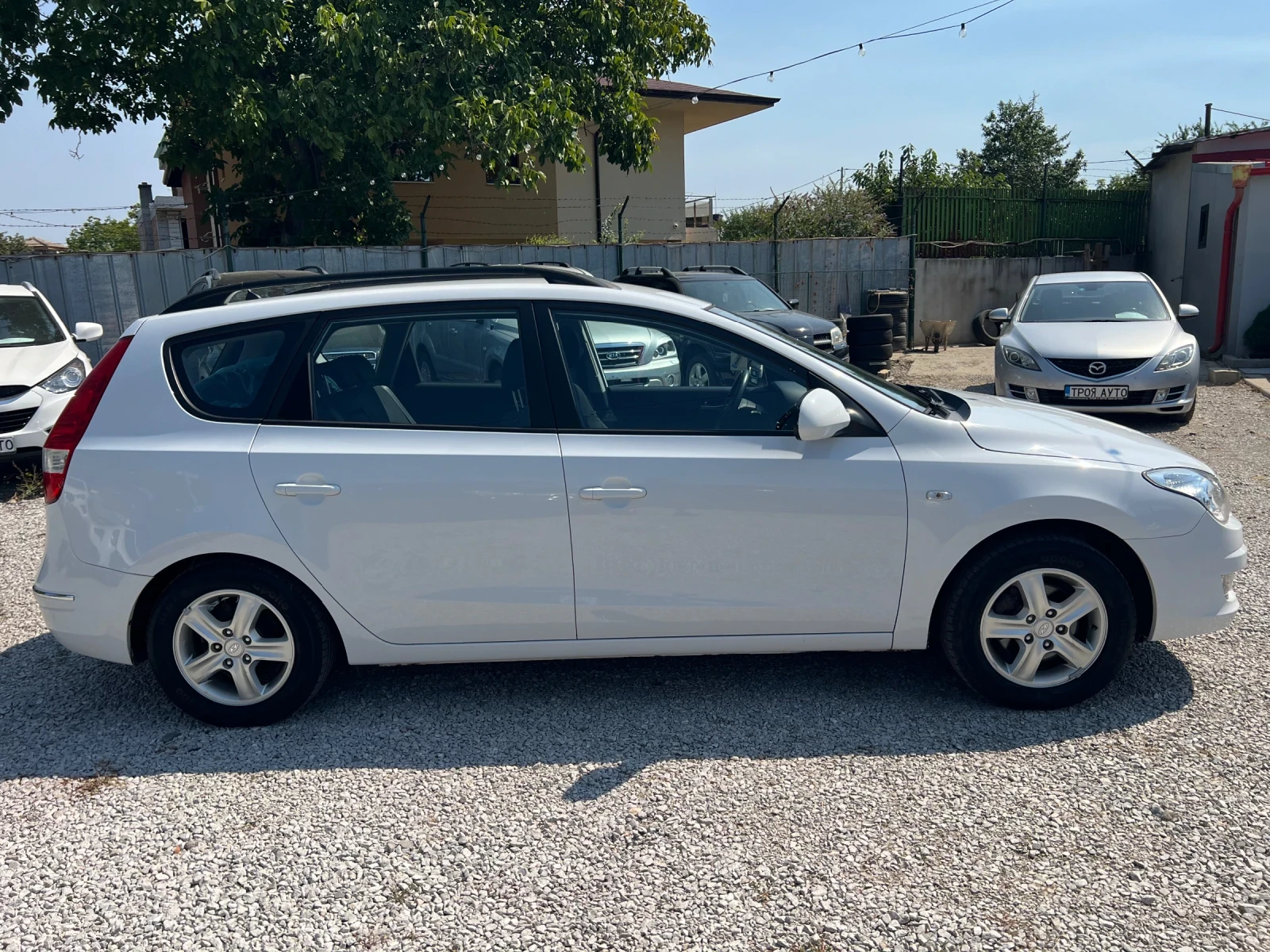 Hyundai I30 1.6 SW* ШВЕЙЦАРИЯ* АВТОМАТИК* , снимка 4 - Автомобили и джипове - 56021887