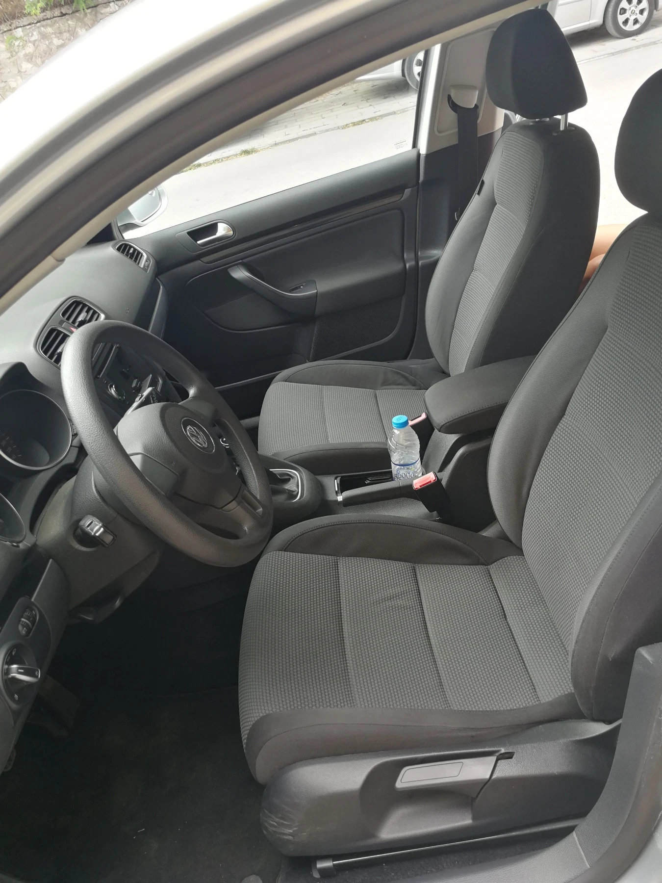 VW Golf Variant 1.6tdi, снимка 15 - Автомобили и джипове - 56327461